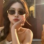 Round Frame Sunglasses Women's High-end Fashionable Glasses Women's Driving Anti-UV Photography Sunglasses Fashion Decoration