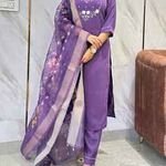 Beautiful Rayon Designer Ethnic Kurta Pant Dupatta Set Bollywood Wedding Wear Tunic Kurti with Natural Waistline Logo on Back