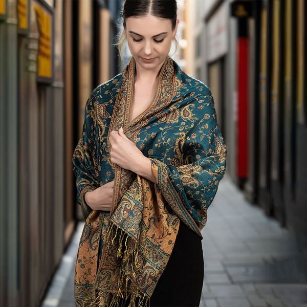 High Quality Jacquard Paisley Ethnic Styles Vintage Pashmina Long Scarf Glitter Double Sided Shawl Wrap with Tassels for Women